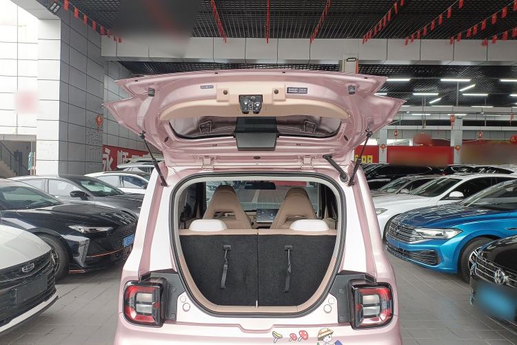 Used Geely Galaxy Panda 2024 Panda Mini 200km Endurance Bear Trunk