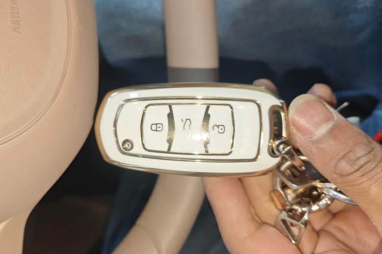 Used Geely Galaxy Panda 2024 Panda Mini 200km Longteng PRO Edition Vehicle Key