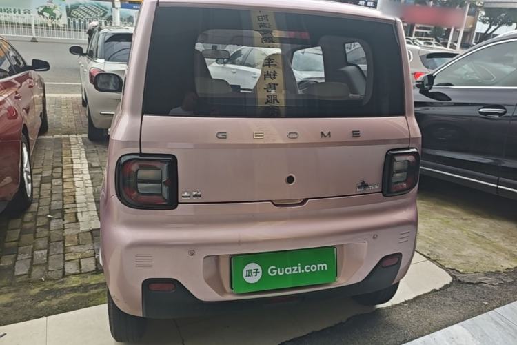 Used Geely Galaxy Panda 2024 Panda Mini 200km Endurance Bear Rear