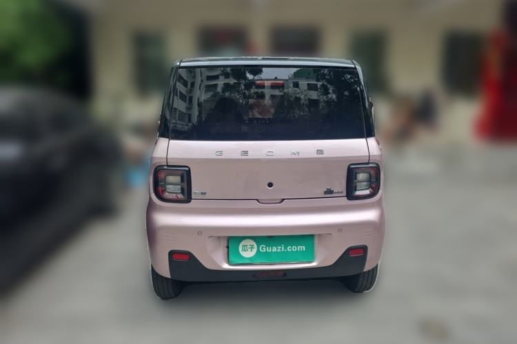 Used Geely Galaxy Panda 2024 Panda Mini 200km Endurance Bear Rear