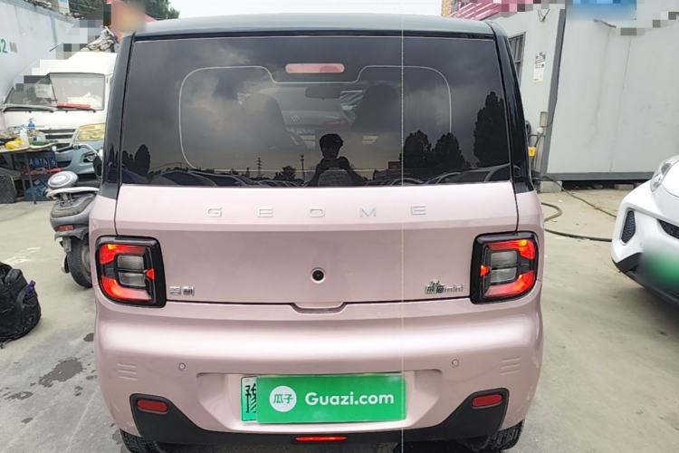 Used Geely Galaxy Panda 2024 Panda Mini 200km Endurance Bear Rear