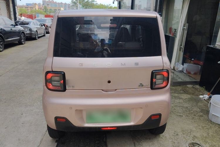 Used Geely Galaxy Panda 2024 Panda Mini 200km Endurance Bear Rear