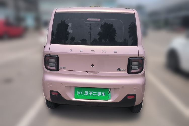 Used Geely Galaxy Panda 2024 Panda Mini 200km Endurance Bear Rear