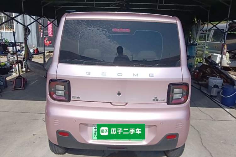 Used Geely Galaxy Panda 2024 Panda Mini 200km Endurance Bear Rear