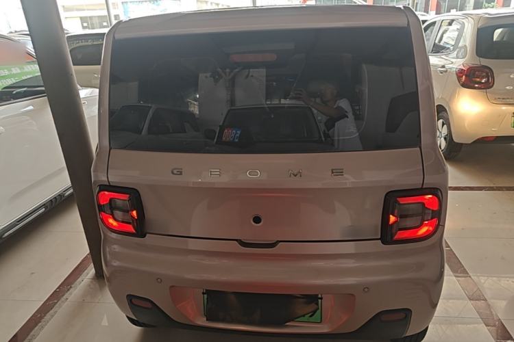 Used Geely Galaxy Panda 2024 Panda Mini 200km Endurance Bear Rear