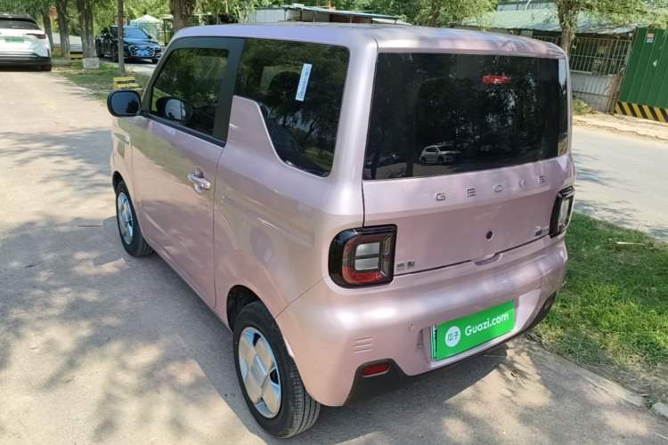 Used Geely Galaxy Panda 2024 Panda Mini 200km Endurance Bear Rear Left 45 Deg