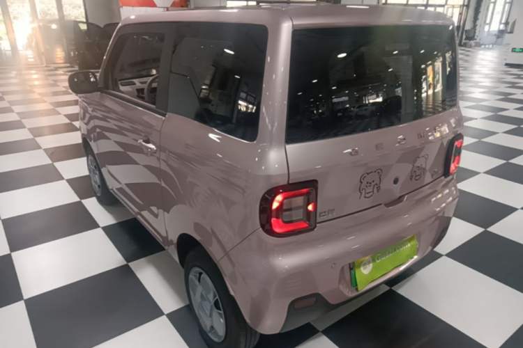 Used Geely Galaxy Panda 2024 Panda Mini 200km Endurance Bear Rear Left 45 Deg