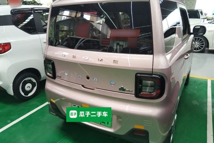 Used Geely Galaxy Panda 2024 Panda Mini 200km Endurance Bear Rear Right 45 Deg