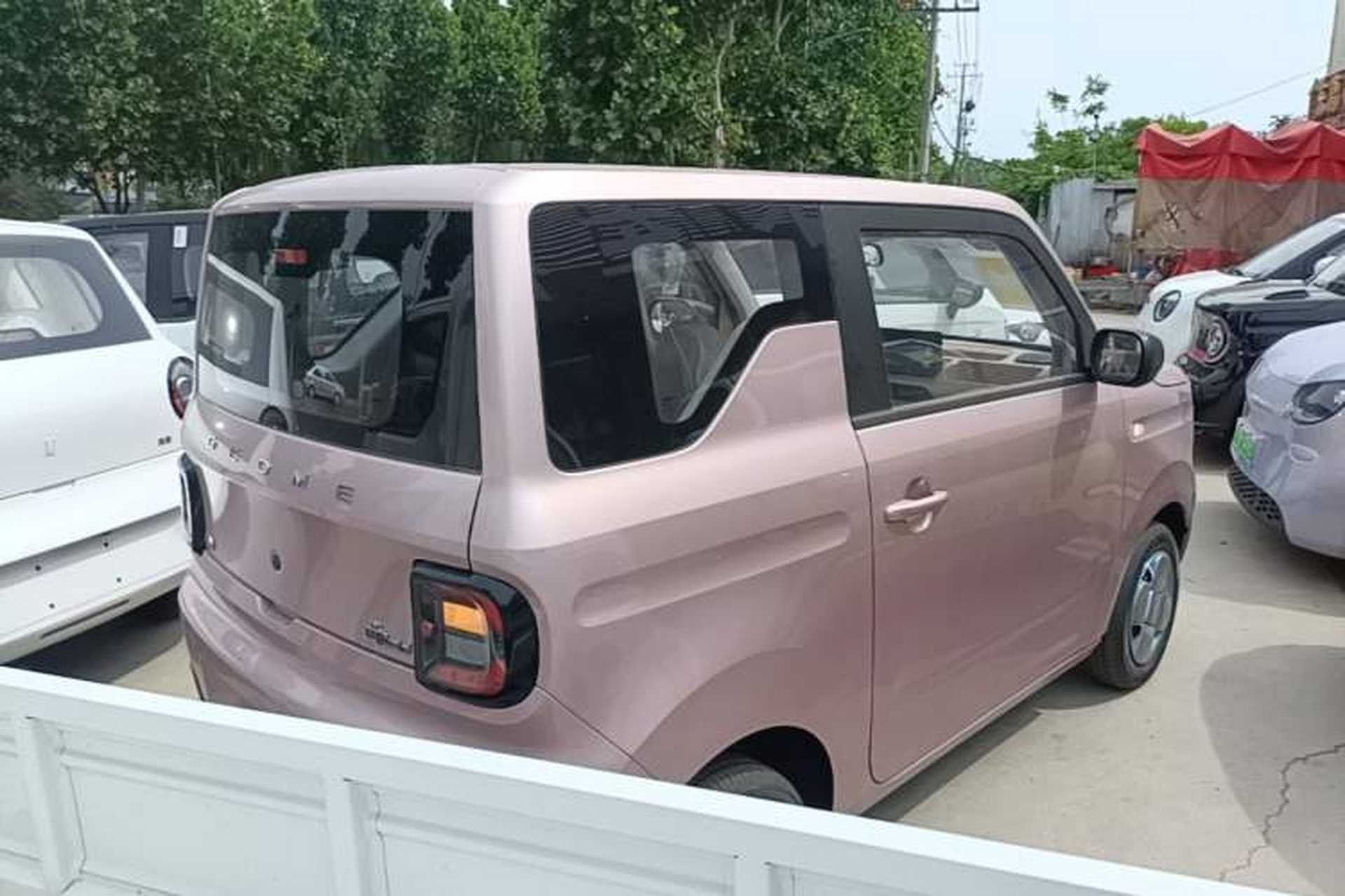 Used Geely Galaxy Panda 2024 Panda Mini 200km Endurance Bear Rear Right 45 Deg