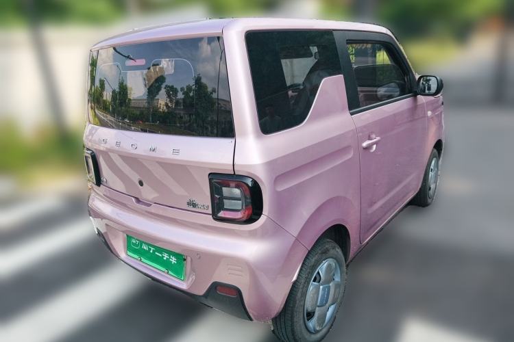 Used Geely Galaxy Panda 2024 Panda Mini 200km Endurance Bear Rear Right 45 Deg