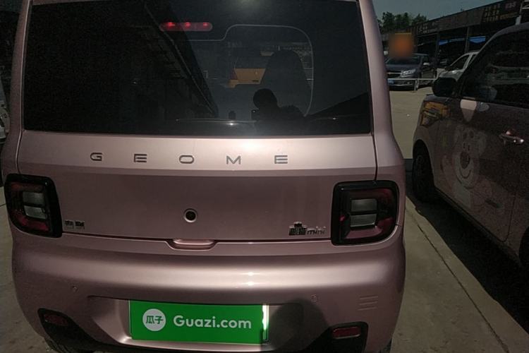 Used Geely Galaxy Panda 2024 Panda Mini 200km Endurance Bear Rear