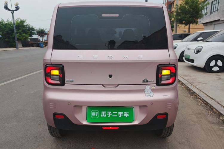 Used Geely Galaxy Panda 2024 Panda Mini 200km Endurance Bear Rear