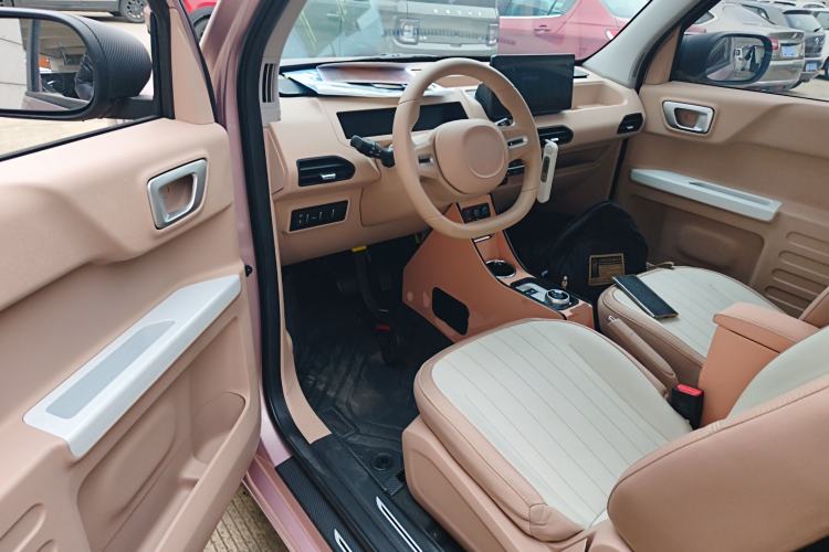 Used Geely Galaxy Panda 2024 Panda Mini 200km Longteng PRO Edition Driver Seat