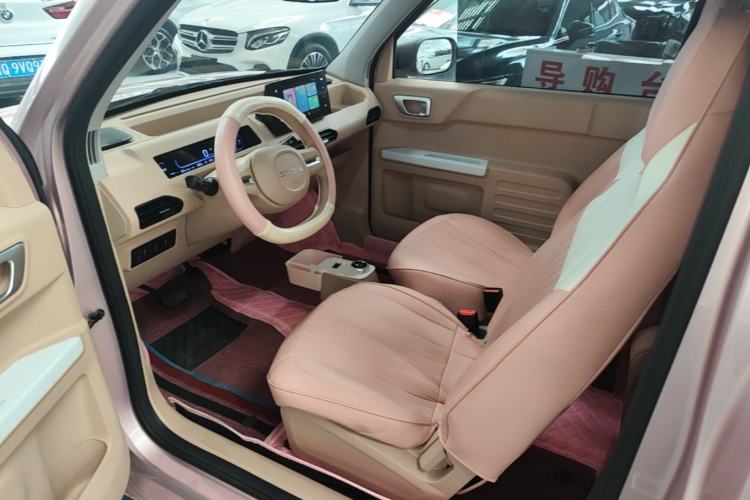 Used Geely Galaxy Panda 2024 Panda Mini 200km Endurance Bear Driver Seat