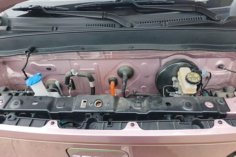 Used Geely Galaxy Panda 2024 Panda Mini 200km Longteng PRO Edition Engine Bay