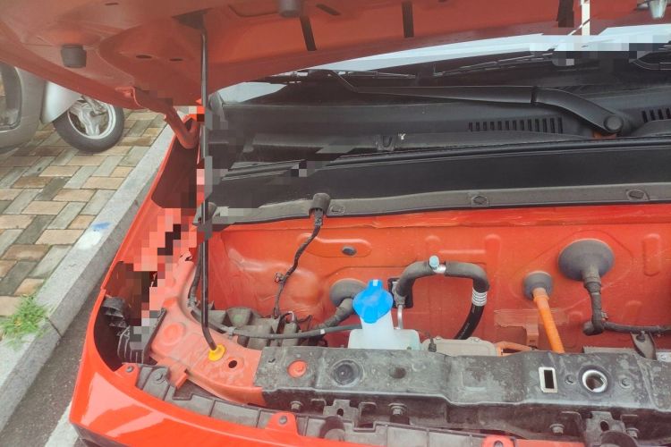 Used Geely Galaxy Panda 2024 200km Panda Rider Engine Bay Right