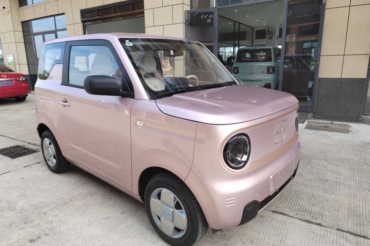 Used Geely Galaxy Panda 2024 Panda Mini 200km Endurance Bear Exterior 2