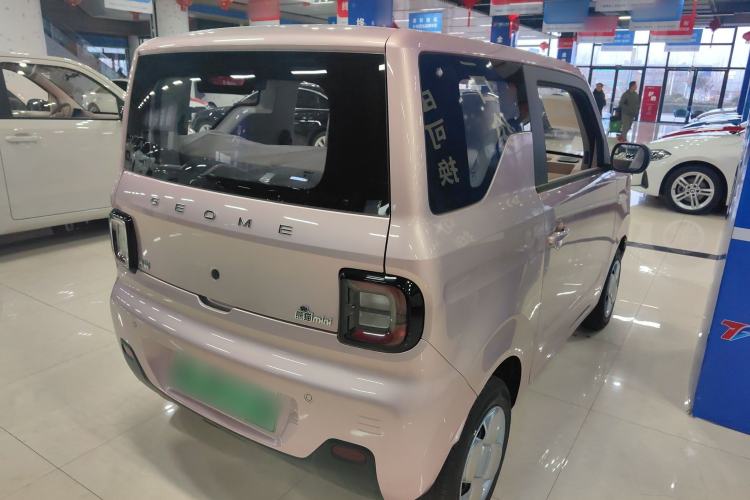 Used Geely Galaxy Panda 2024 Panda Mini 200km Endurance Bear Exterior 3