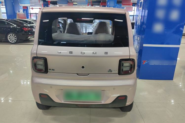 Used Geely Galaxy Panda 2024 Panda Mini 200km Endurance Bear Exterior 4