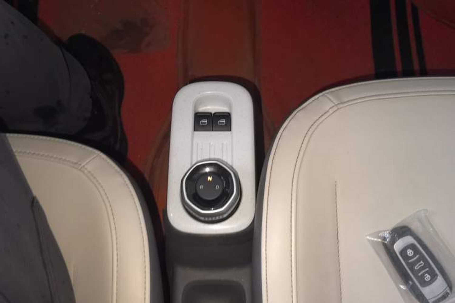 Used Geely Galaxy Panda 2024 200km Panda Rider Gear Lever