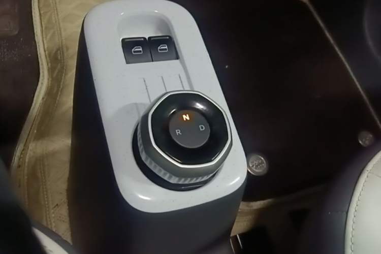 Used Geely Galaxy Panda 2024 200km Panda Rider Gear Lever