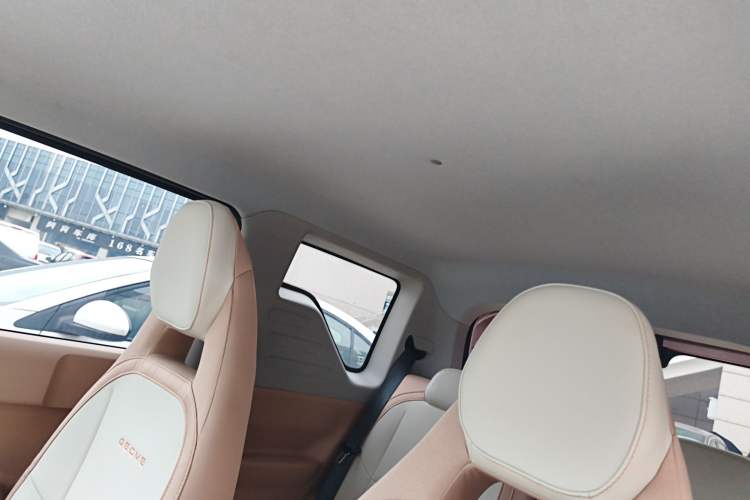 Used Geely Galaxy Panda 2024 Panda Mini 200km Longteng PRO Edition Headliner