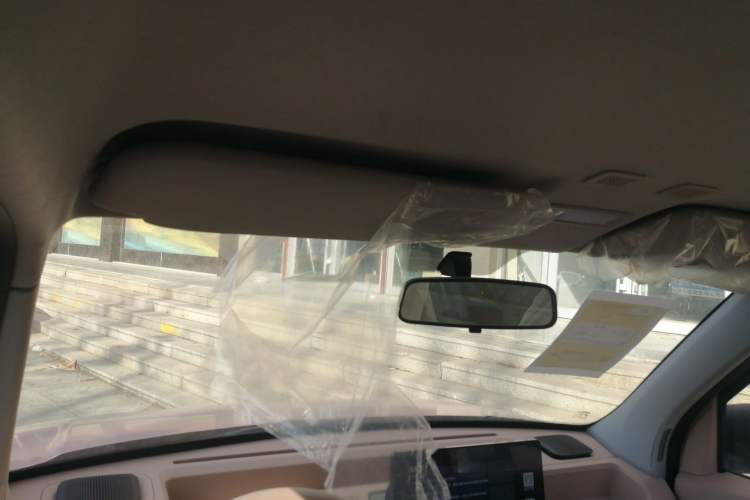 Used Geely Galaxy Panda 2024 Panda Mini 200km Endurance Bear Headliner