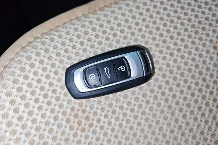 Used Geely Galaxy Panda 2024 200km Panda Rider Interior 1
