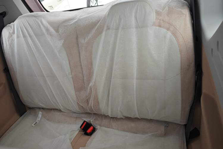 Used Geely Galaxy Panda 2024 Panda Mini 200km Endurance Bear Interior 4