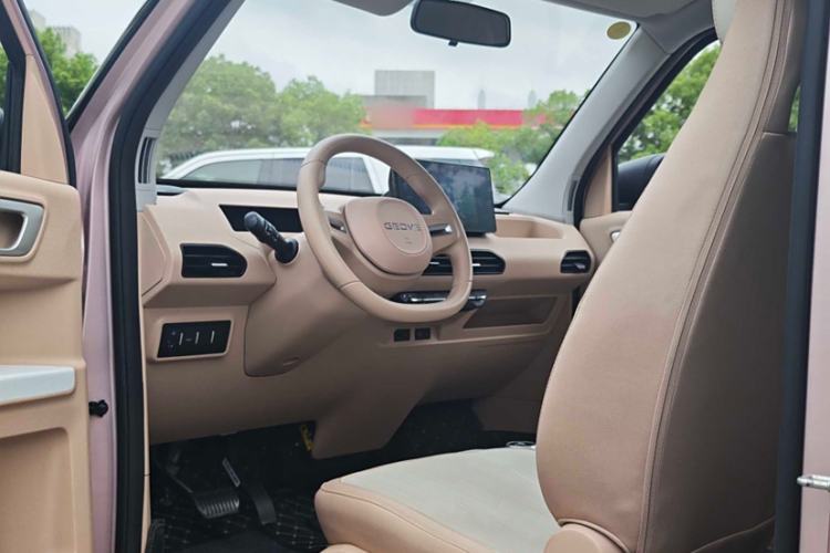Used Geely Galaxy Panda 2024 200km Panda Kart Interior 6