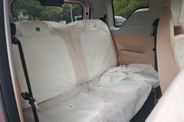 Used Geely Galaxy Panda 2024 200km Panda Kart Interior 9