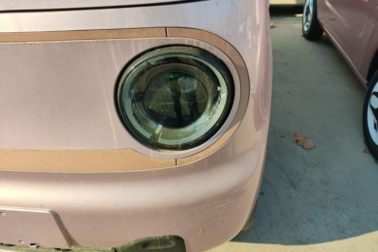 Used Geely Galaxy Panda 2024 Panda Mini 200km Endurance Bear Left Front Headlight
