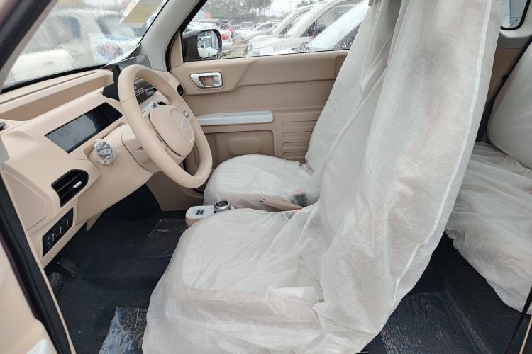 Used Geely Galaxy Panda 2024 Panda Mini 200km Endurance Bear Left Front Seat