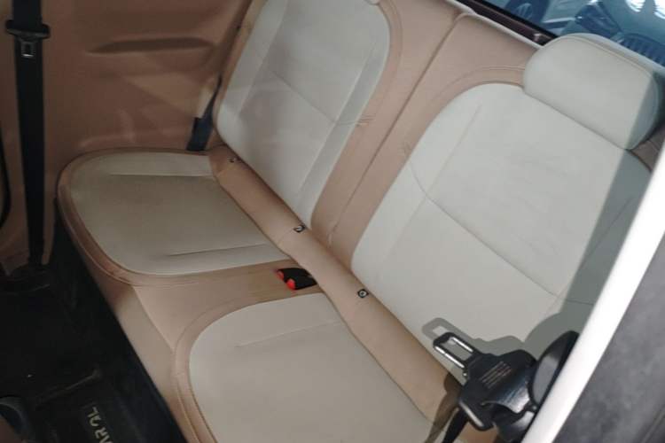 Used Geely Galaxy Panda 2024 Panda Mini 200km Longteng PRO Edition Left Rear Seat