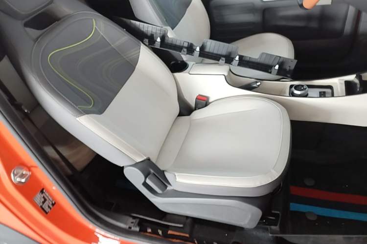 Used Geely Galaxy Panda 2024 200km Panda Rider Right Front Seat