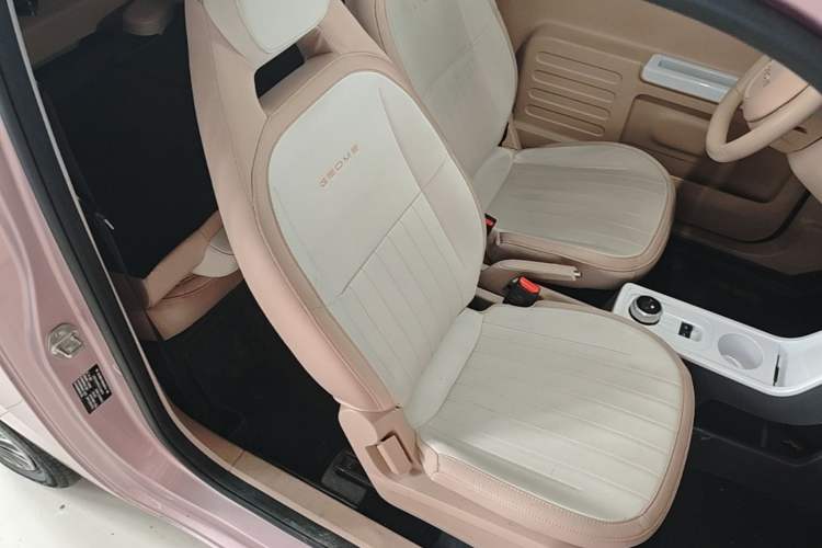 Used Geely Galaxy Panda 2024 Panda Mini 200km Longteng PRO Edition Right Front Seat