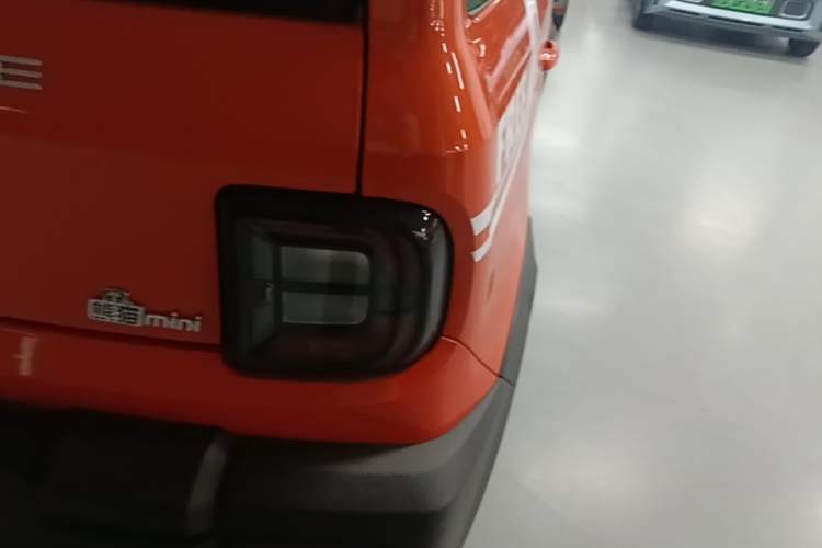 Used Geely Galaxy Panda 2024 200km Panda Rider Right Rear Taillight