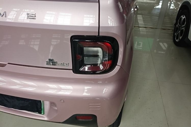 Used Geely Galaxy Panda 2024 Panda Mini 200km Longteng PRO Edition Right Rear Taillight