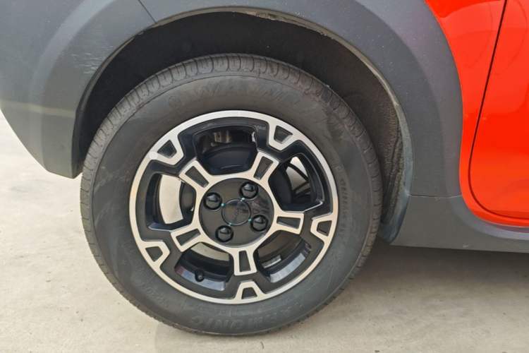 Used Geely Galaxy Panda 2024 200km Panda Rider Right Rear Wheel Hub