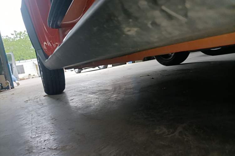 Used Geely Galaxy Panda 2024 Panda Mini 200km Endurance Bear Right Side Sill
