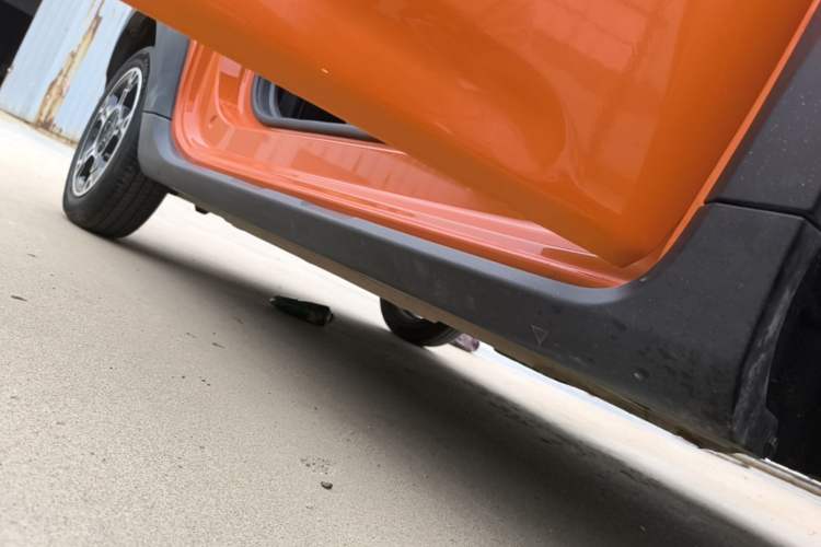 Used Geely Galaxy Panda 2024 200km Panda Rider Right Side Sill