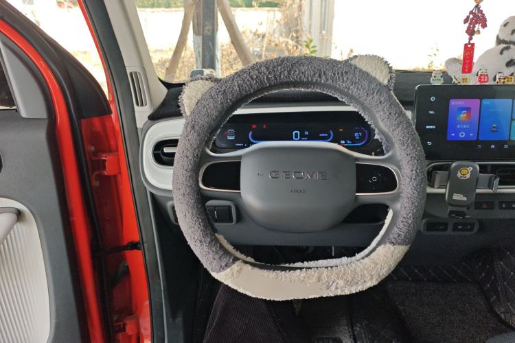 Used Geely Galaxy Panda 2024 200km Panda Rider Steering Wheel