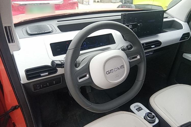 Used Geely Galaxy Panda 2024 200km Panda Rider Steering Wheel