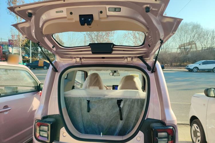 Used Geely Galaxy Panda 2024 Panda Mini 200km Endurance Bear Trunk