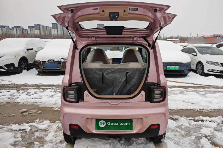 Used Geely Galaxy Panda 2024 Panda Mini 200km Endurance Bear Trunk