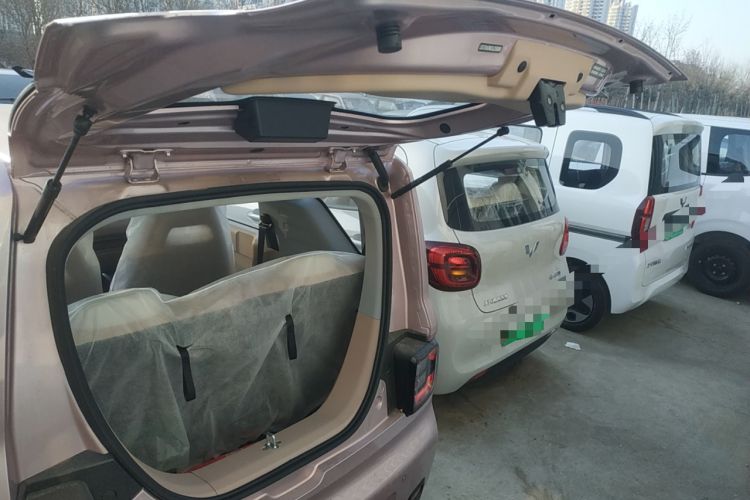 Used Geely Galaxy Panda 2024 Panda Mini 200km Endurance Bear Trunk