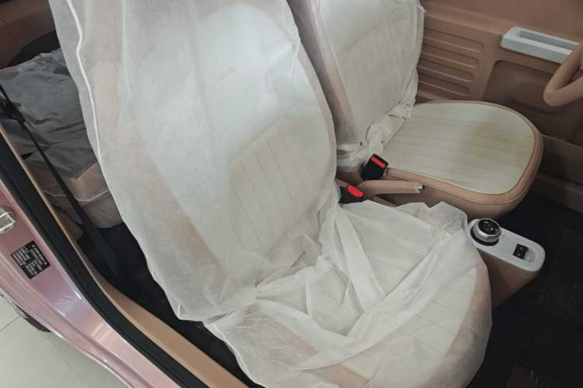 Used Geely Galaxy Panda 2024 Panda Mini 200km Endurance Bear Right Front Seat