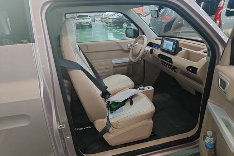Used Geely Galaxy Panda 2024 Panda Mini 200km Longteng PRO Edition Right Front Seat