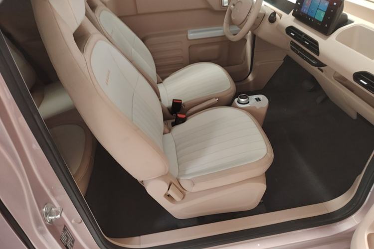Used Geely Galaxy Panda 2024 Panda Mini 200km Longteng PRO Edition Right Front Seat