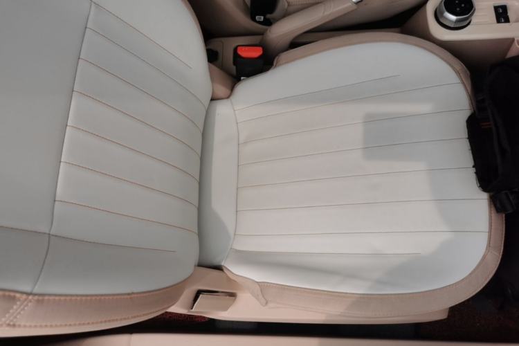 Used Geely Galaxy Panda 2024 Panda Mini 200km Endurance Bear Right Front Seat